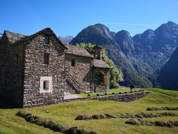 Monti di Rima
